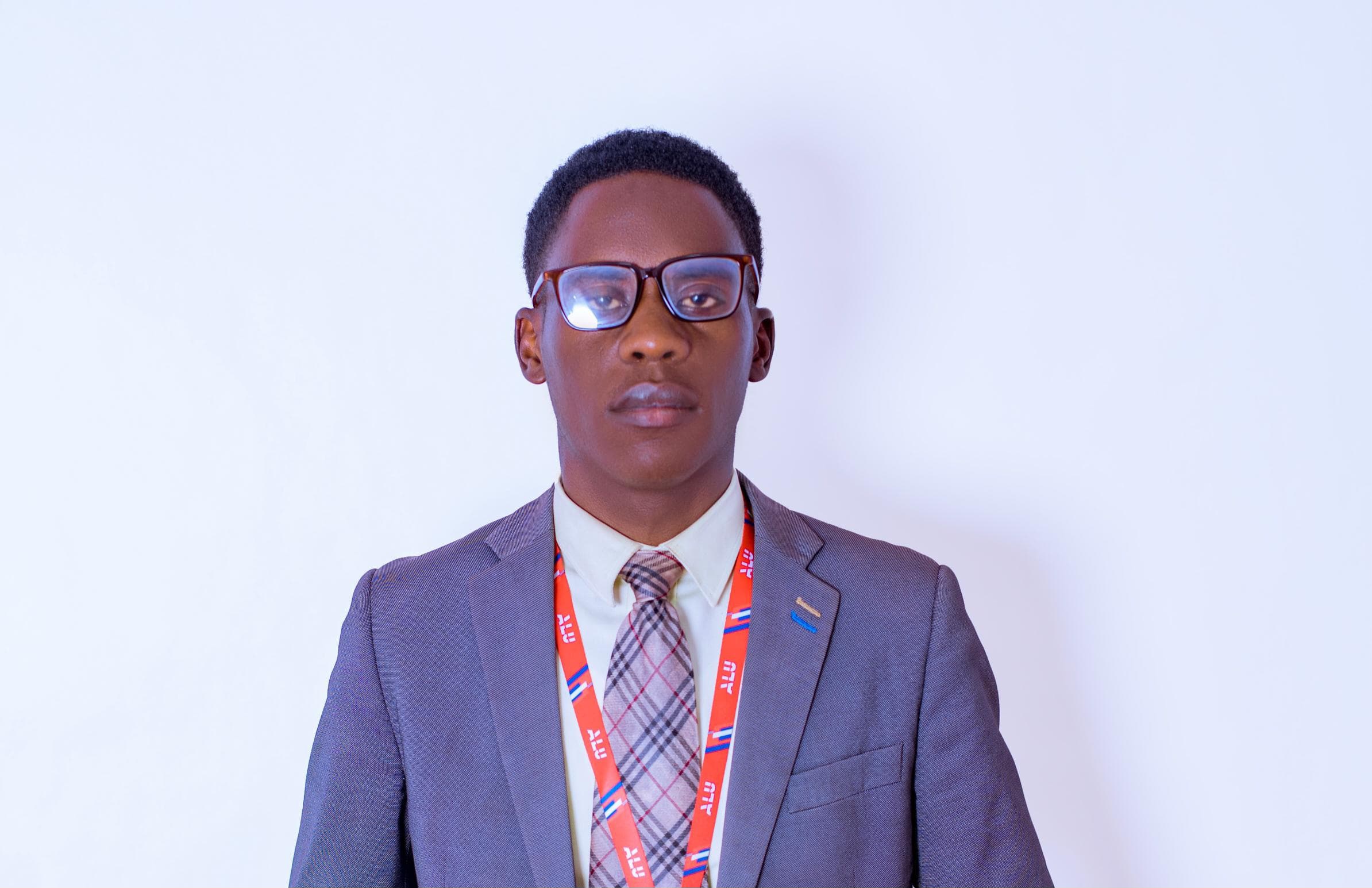 HAKUZIMANA FIDELE 
